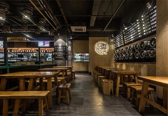 如何把合肥餐飲店裝修的更加靈活，讓顧客更喜歡進(jìn)店